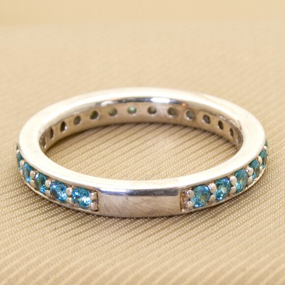 Sky Blue Sparkly CZ 925 Sterling Silver Band Ring, Stacking Band Ring, Size 5.5 - Picture 3 of 9